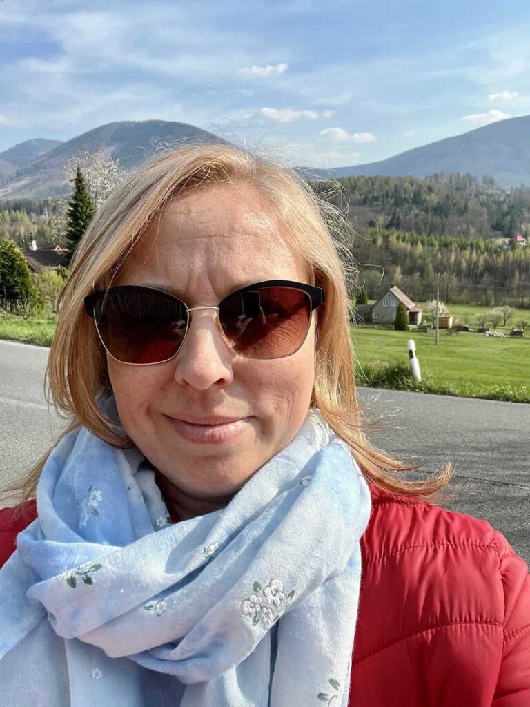 Silný příběh Lucie Horenské o cestě z životního dna k nalezení vlastní jedinečnosti. Jak mi IKIGAI a odvaha změnit směr pomohly najít vnitřní svobodu a štěstí.